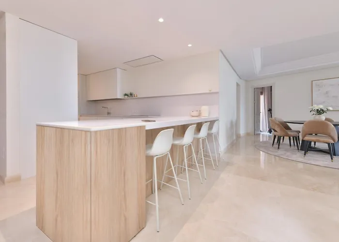 Apartament Spectacular Frontline Penthouse Marbella